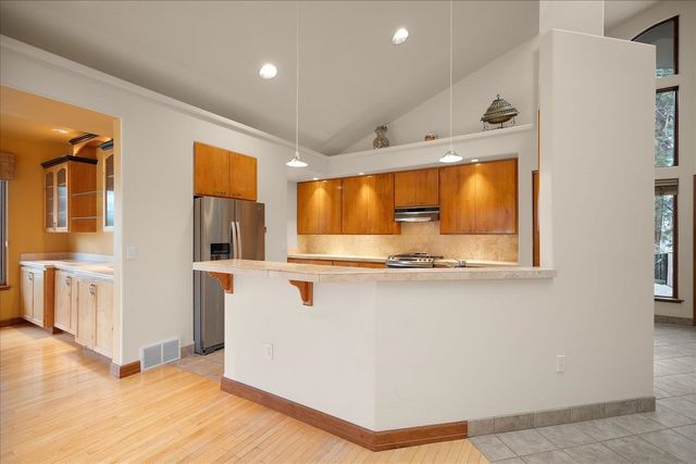 1821 S Viewcrest Ln, Spokane, WA 99212