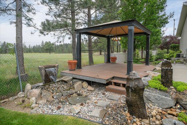 1821 S Viewcrest Ln, Spokane, WA 99212