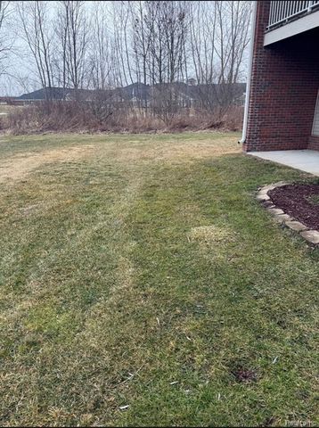 51561 Stern Lane 147, New Baltimore, MI 48051