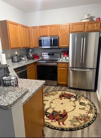 51561 Stern Lane 147, New Baltimore, MI 48051