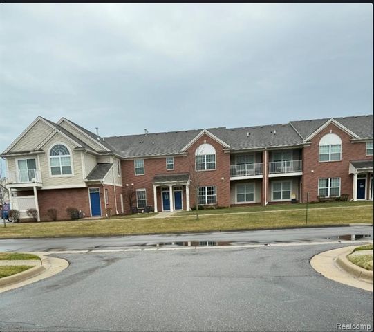 51561 Stern Lane 147, New Baltimore, MI 48051