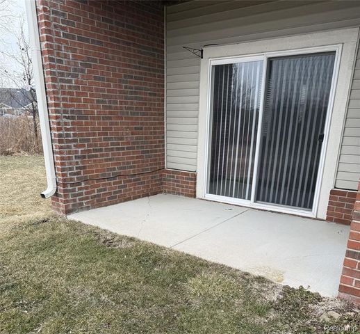 51561 Stern Lane 147, New Baltimore, MI 48051