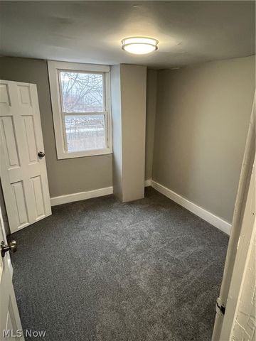 6617 Wakefield Avenue, Cleveland, OH 44102