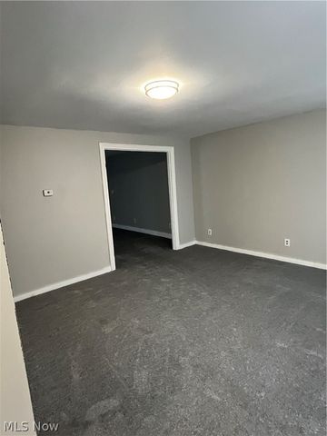 6617 Wakefield Avenue, Cleveland, OH 44102