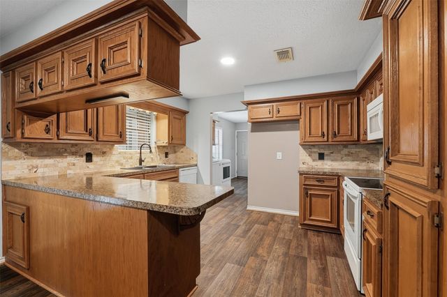 1001 Camilla Lake Road, Coldspring, TX 77331