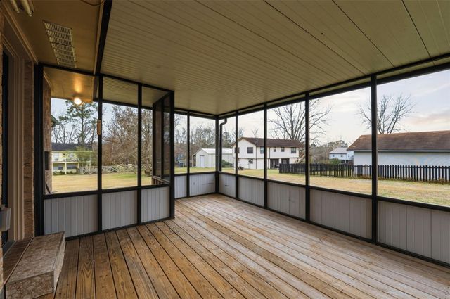 1001 Camilla Lake Road, Coldspring, TX 77331