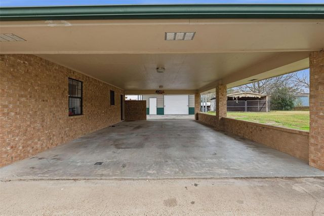 1001 Camilla Lake Road, Coldspring, TX 77331