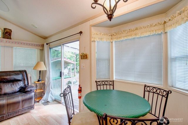 42 6 Riverside Drive, Deming, WA 98244