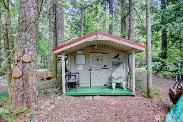 42 6 Riverside Drive, Deming, WA 98244
