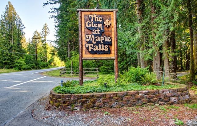 42 6 Riverside Drive, Deming, WA 98244