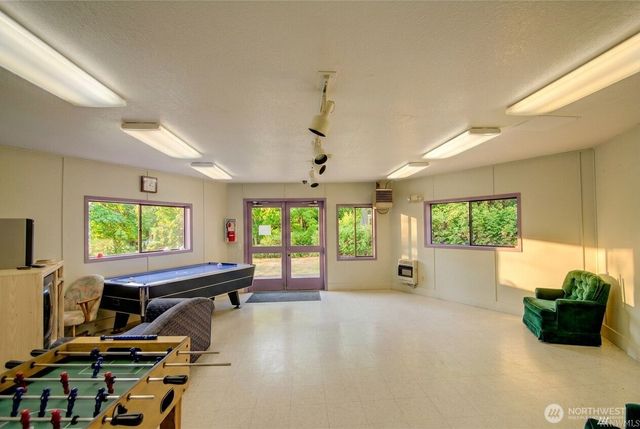 42 6 Riverside Drive, Deming, WA 98244