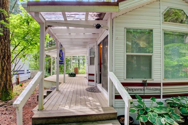 42 6 Riverside Drive, Deming, WA 98244