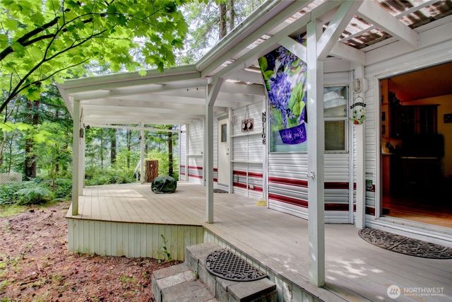 42 6 Riverside Drive, Deming, WA 98244