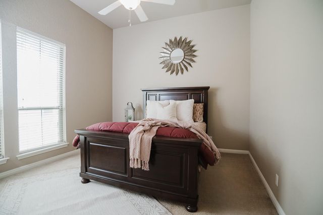 205 Sendera XING, La Vernia, TX 78121