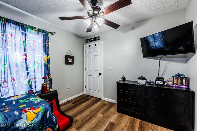 1896 Little Beaver Creek Rd, Bowling Green, KY 42101