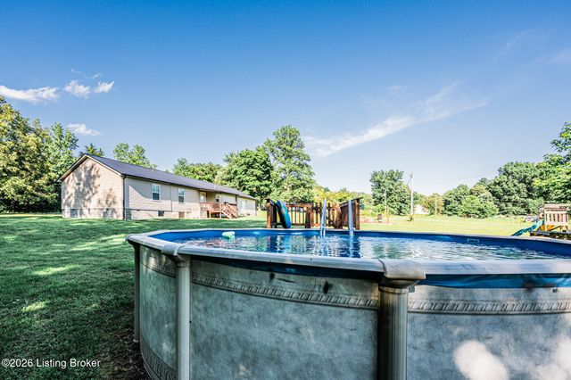 1896 Little Beaver Creek Rd, Bowling Green, KY 42101