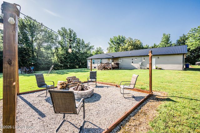 1896 Little Beaver Creek Rd, Bowling Green, KY 42101