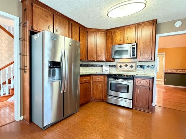 3240 Country Walk Drive, Powder Springs, GA 30127