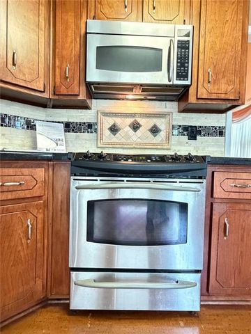3240 Country Walk Drive, Powder Springs, GA 30127