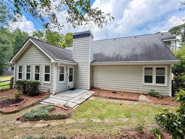 3240 Country Walk Drive, Powder Springs, GA 30127
