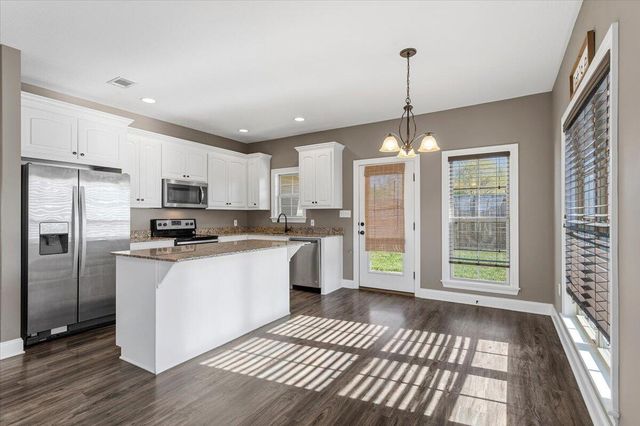 4 Wild Flower, Hattiesburg, MS 39401