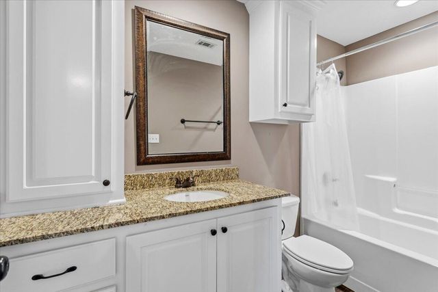 4 Wild Flower, Hattiesburg, MS 39401