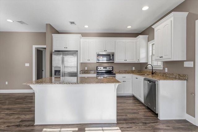 4 Wild Flower, Hattiesburg, MS 39401