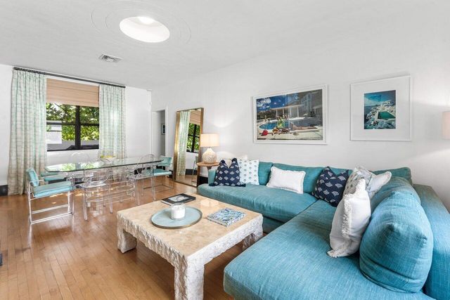 162 Peruvian Avenue, Palm Beach, FL 33480