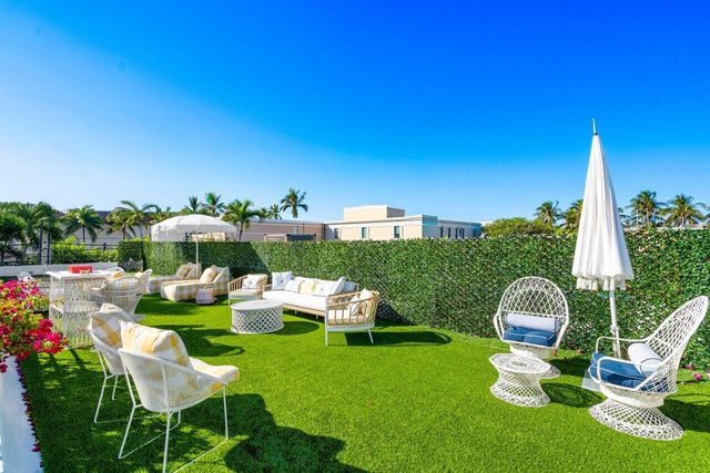 162 Peruvian Avenue, Palm Beach, FL 33480
