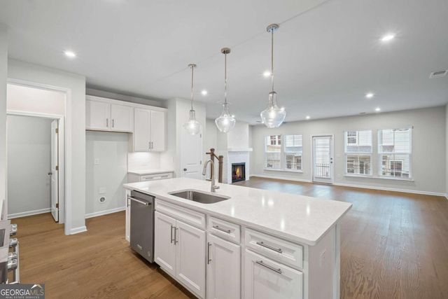 5699 Tillman Way, Powder Springs, GA 30127