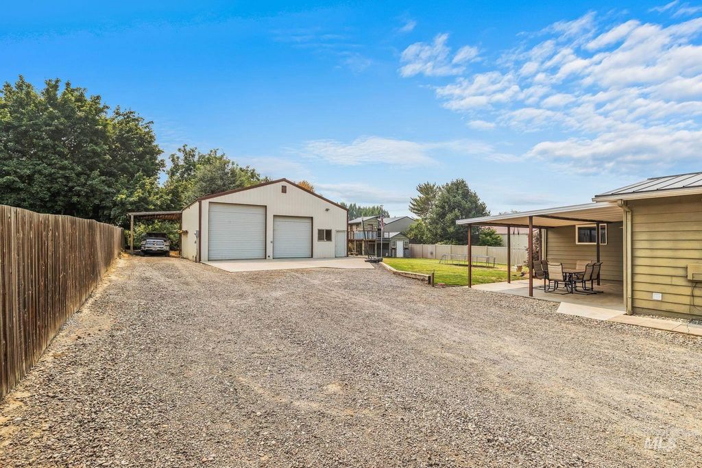 1734 Burrell Ave, Lewiston, ID 83501 photo 2