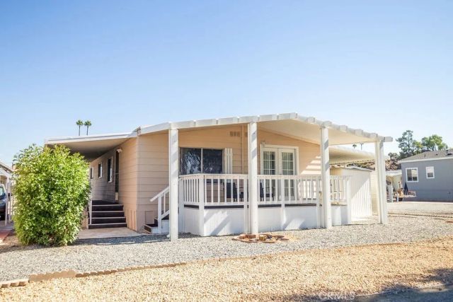 5001 W Florida 448, Hemet, CA 92545