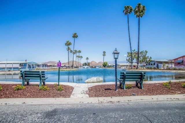 5001 W Florida 448, Hemet, CA 92545