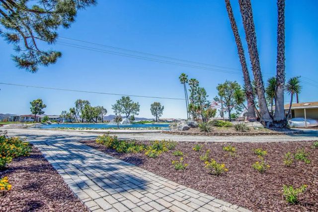 5001 W Florida 448, Hemet, CA 92545