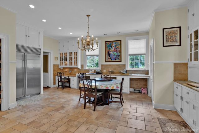 2525 Fairfield Avenue, Shreveport, LA 71104