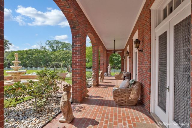 2525 Fairfield Avenue, Shreveport, LA 71104