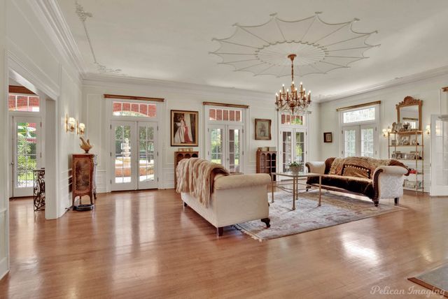 2525 Fairfield Avenue, Shreveport, LA 71104