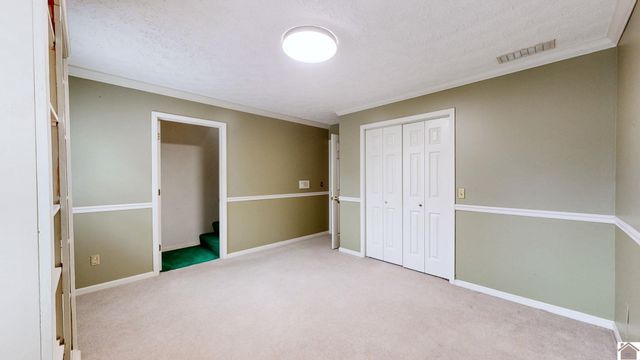 1551 Oxford Drive, Murray, KY 42071