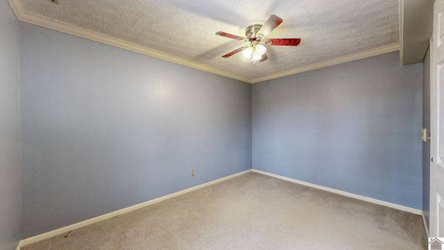 1551 Oxford Drive, Murray, KY 42071