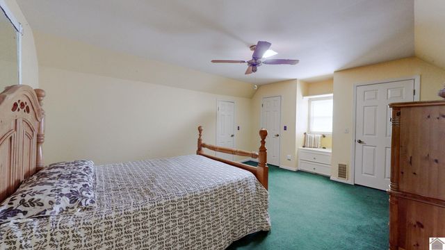 1551 Oxford Drive, Murray, KY 42071