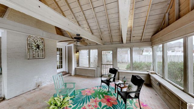 1551 Oxford Drive, Murray, KY 42071