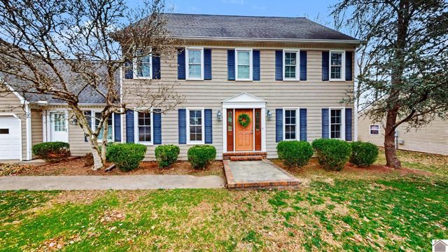 1551 Oxford Drive, Murray, KY 42071