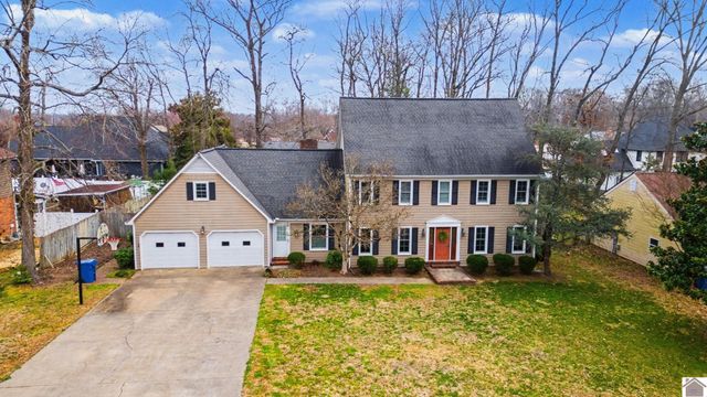 1551 Oxford Drive, Murray, KY 42071