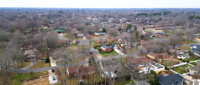 1551 Oxford Drive, Murray, KY 42071