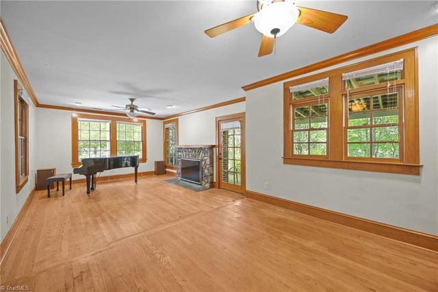 1285 Lockland Terrace, Winston-salem, NC 27103