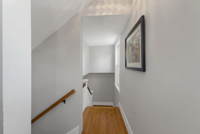 951 Chestnut St, Manchester, NH 03104