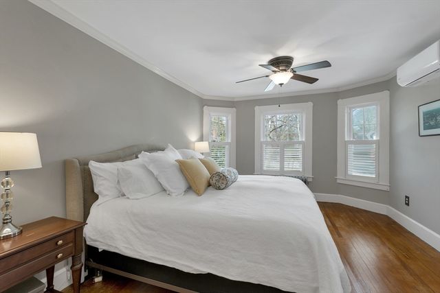 951 Chestnut St, Manchester, NH 03104
