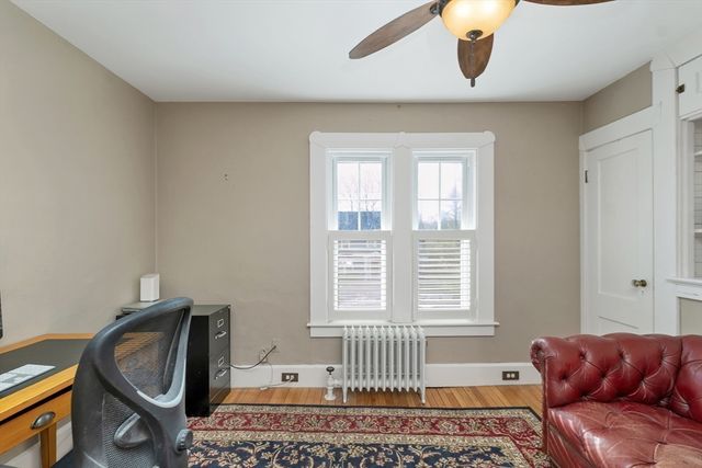 951 Chestnut St, Manchester, NH 03104