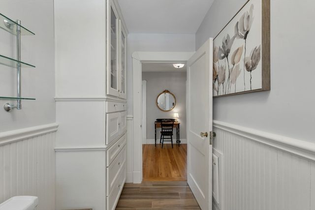 951 Chestnut St, Manchester, NH 03104