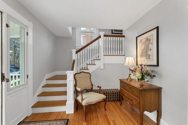 951 Chestnut St, Manchester, NH 03104
